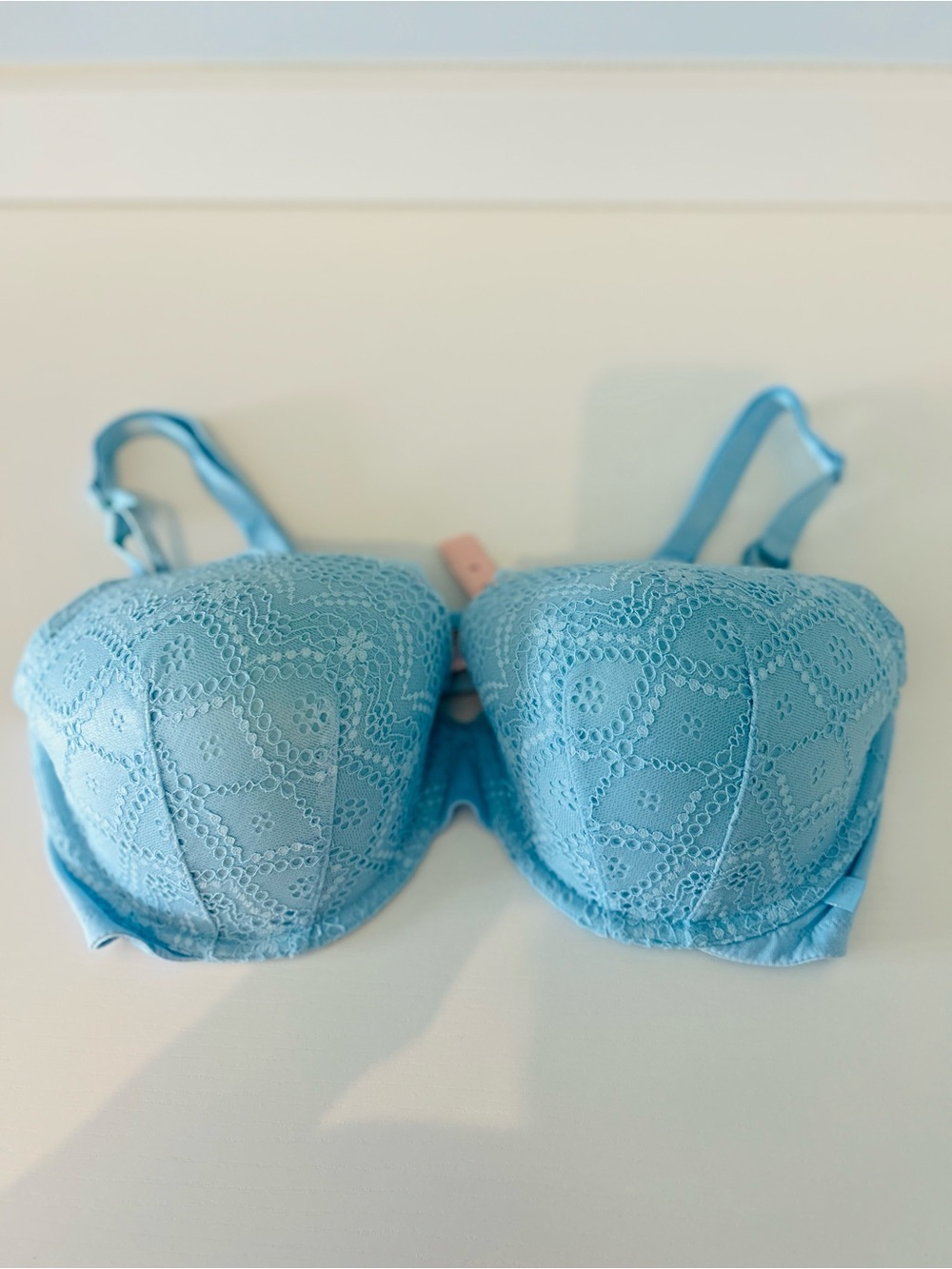 Victoria's Secret Sky Blue Lace Lined Bra